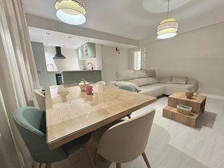 Piso en venta en Zona de Cueva de Menga en Antequera