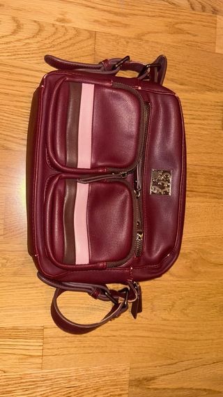 Bolso Caminatta Marrón y Rojo