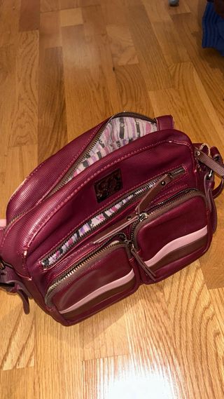 Bolso Caminatta Marrón y Rojo