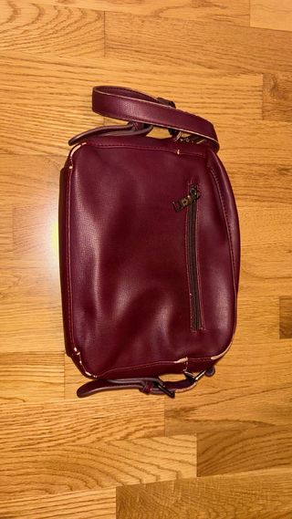 Bolso Caminatta Marrón y Rojo