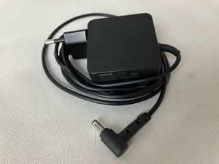 Asus Vivobook E1504F 16GB 512SSD GARANTÍA