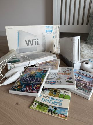 Nintendo Wii + 5 Juegos + Mandos +accesorios