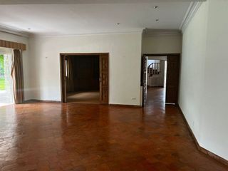 Chalet en alquiler en Piovera - Conde Orgaz en Madrid