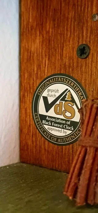 Orologio a cucù in legno