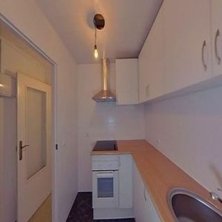 Piso en venta en El Raval - Safaretjos en Santa Coloma de Gramanet