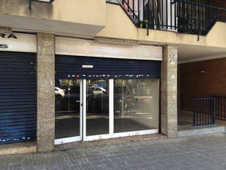 Local comercial en venta en Centre - Eixample – Can Llobet – Can Serra en Barbera del Vallès