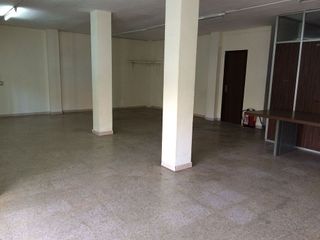 Local comercial en venta en Centre - Eixample – Can Llobet – Can Serra en Barbera del Vallès