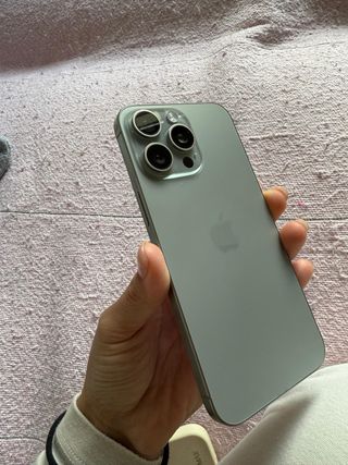 iPhone 15 Pro Max Apple