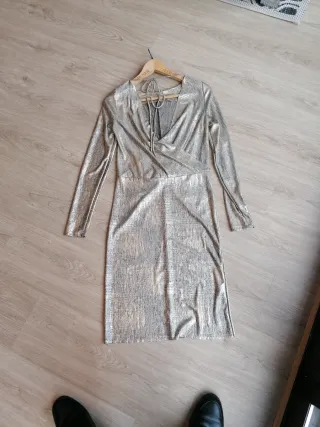 Vestido fiesta dorado plateado punto con caída