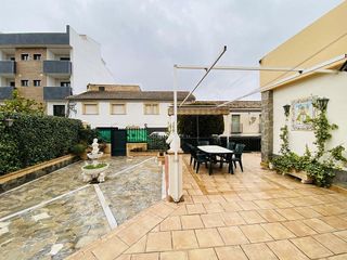 Chalet en venta en Zubia (La)