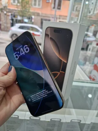 iPhone 16 Pro 256GB Titanio Desierto