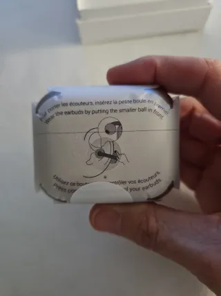 Moto buds LOOP Crystals by Swarovski