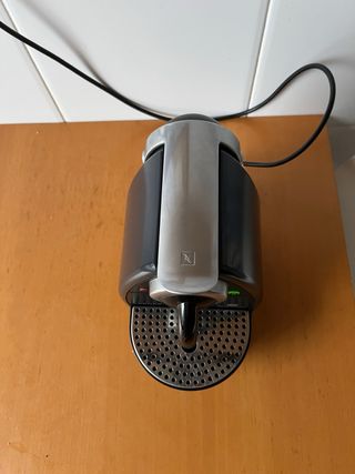 Cafetera Nespresso Krups Negra