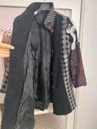 Abrigo 3/4 patchwork elegante, 30% lana, t. 36/38
