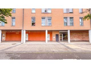 Local comercial en venta en Buztintxuri en Pamplona