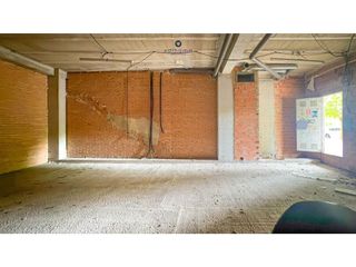 Local comercial en venta en Buztintxuri en Pamplona