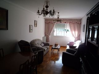Piso en venta en Cacabelos