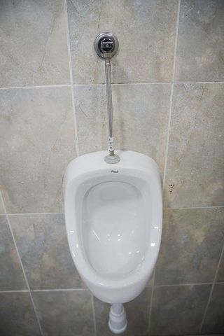 Local comercial en venta en Las Almenas en Tomares