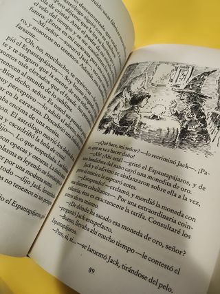 El espantapájaros y su sirviente