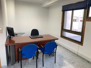 Oficina en venta en Calvario - Santa Rita en Vigo