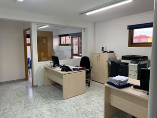 Oficina en venta en Calvario - Santa Rita en Vigo