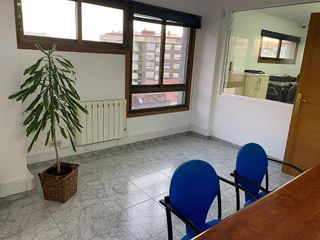Oficina en venta en Calvario - Santa Rita en Vigo