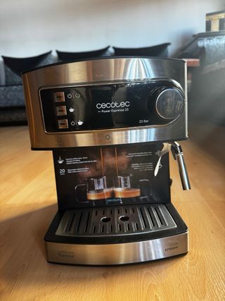 Cafetera Express Cecotec Power Espresso 20