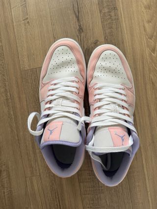 Nike Jordan 1 Low SE Arctic Punch