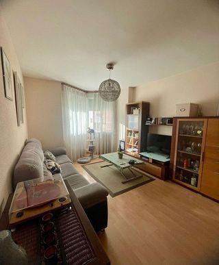 Piso en venta en Parque Alcosa - Jardines del Edén en Sevilla