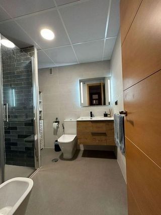 Piso en venta en Parque Alcosa - Jardines del Edén en Sevilla