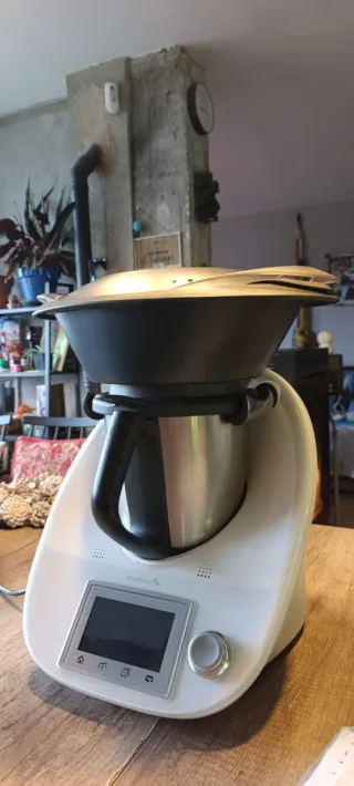 Thermomix TM5 con Accesorios