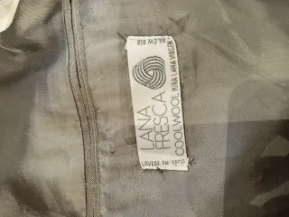 Traje de dos piezas gris