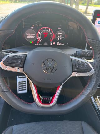 Volkswagen Golf 8.5 2025 AKRA TECHO HARMANKARDON