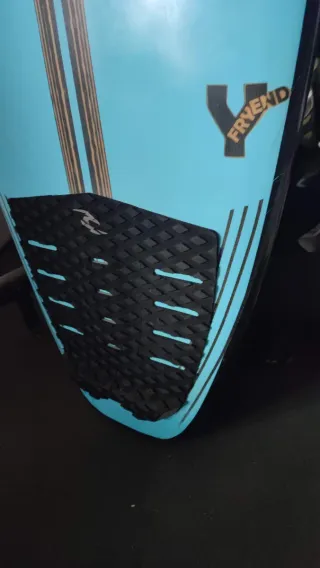 Tabla PRO SURF de EPOXY  5'7"x20" 1/4 x2" 7/16