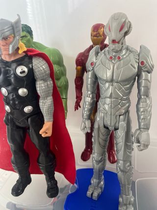Figuras Vengadores: Thor, Hulk, Iron Man, Ultron