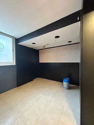 Local comercial en venta en Passeig Maragall - Zona Estació en Gavà