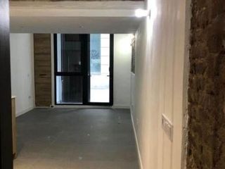 Piso en venta en El Raval en Barcelona