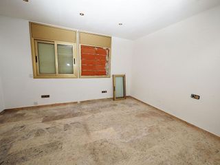 Casa adosada en venta en Zona Mercat en Rubí