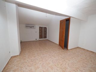 Casa adosada en venta en Zona Mercat en Rubí