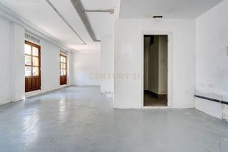 Local comercial en alquiler en Centro - Mendibil - Santiago en Irun