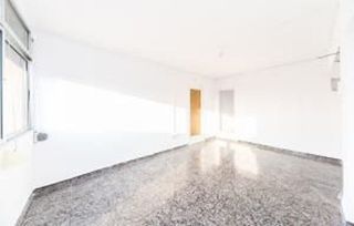 Piso en venta en San Roc - El Remei en Badalona