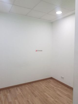 Local comercial en alquiler en Puerto Chico en Santander