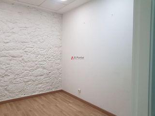 Local comercial en alquiler en Puerto Chico en Santander