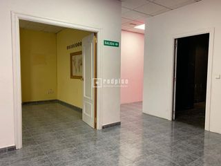 Local comercial en alquiler en Trinitat en Valencia