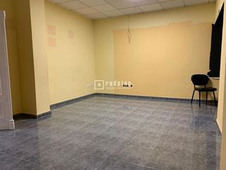 Local comercial en alquiler en Trinitat en Valencia
