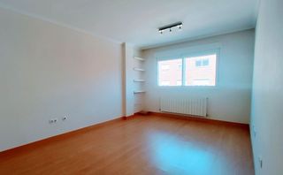 Piso en alquiler en El Puerto en Coslada