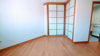 Piso en alquiler en El Puerto en Coslada