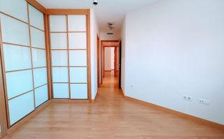 Piso en alquiler en El Puerto en Coslada