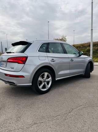 Audi Q5 S-LINE