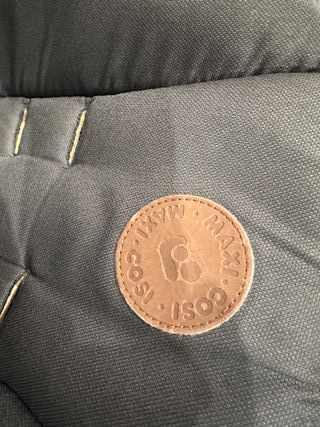Trona de bebé Maxi Cosi en buen estado.